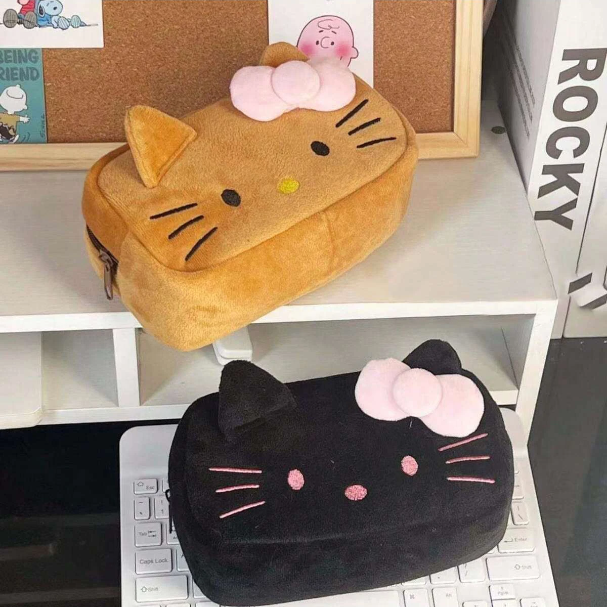 かわいい漫画柄のぬいぐるみペンケース1個。大容量で、文房具を - School Supplies のレビューと価格